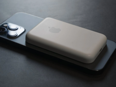 苹果iOS 17曝光两款MagSafe配件：A3088充电器和A2781移动电源