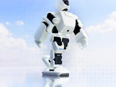 深开鸿与乐聚机器人联袂推出全球首款KaihongOS人形机器人