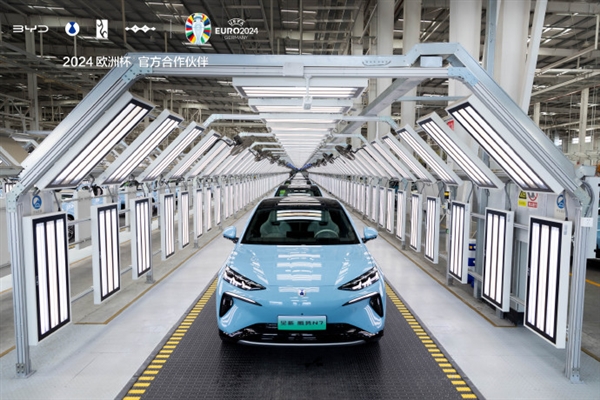 全球首个！比亚迪第700万辆新能源汽车下线