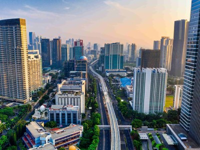 UNO欢乐指南：家庭聚会必备，策略与欢笑并存的游戏秘籍