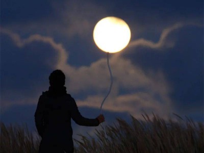 法国摄影师的月亮创意照，让夜空不再单调！