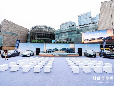 比亚迪汉L唐L深圳上市，双旗舰开启新能源豪华新篇章