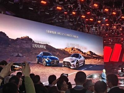 2025上海车展奔驰大放异彩：AMG GT 63等多款新车亮相，纯电MPV概念车抢眼