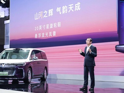 岚图汽车上海车展大放异彩：FREE+6月预订，梦想家山河预售70万，邵明峰求营销高招
