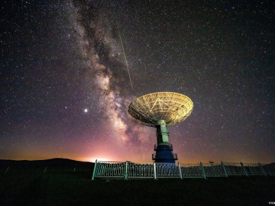 中国天文学家发现宇宙“隐身”星系，LAMOST望远镜立新功