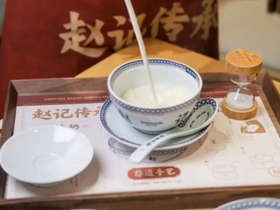 新中式糖水翻红背后：茶颜悦色等品牌入局，糖水品类能否持续火爆？