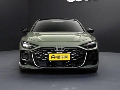 上汽奥迪A5L上海车展闪耀登场，科技与豪华并重引领新风尚