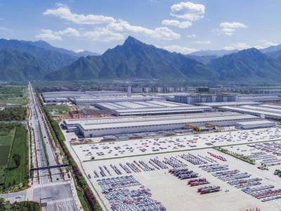 西安草堂科技产业园：比亚迪领航，新能源汽车千亿产业集群蓬勃兴起