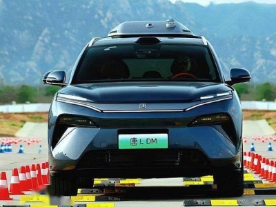 插混大战一触即发，比亚迪能否继续保持领先地位？