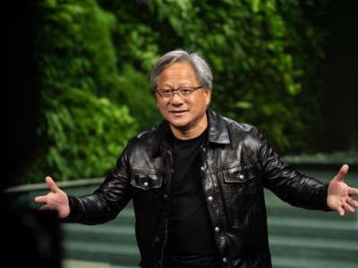 黄仁勋：中国AI力量雄厚，中美AI竞争是持久战