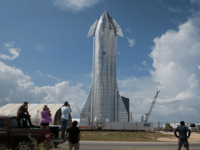 马斯克打造“星舰基地”城市：人类登陆火星的新起点？