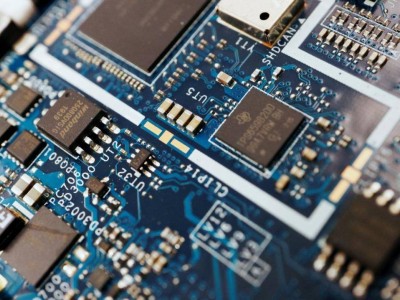 腾讯回应美芯片管制：AI模型训练GPU库存充足