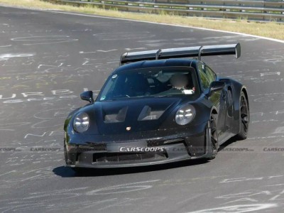 保时捷911 GT 2 RS混动版来袭，710马力赛道猛兽能否再破纪录？