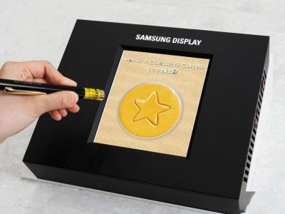 三星Sensor OLED新技术亮相：全屏指纹+健康监测，未来已来？