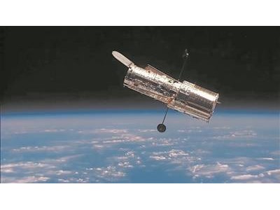哈勃望远镜35载传奇未歇，超期服役续写宇宙探索新篇章