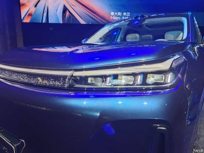 吉利银河M9全球首发：六座旗舰SUV搭载千里浩瀚驾驶辅助，性能如何？