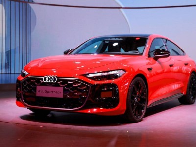 上汽奥迪双品牌齐发力：燃油搭华为智驾，纯电E5 Sportback 3.4秒疾速破百！