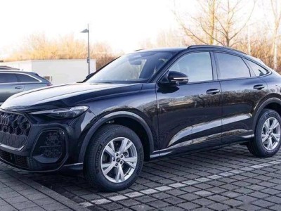 全新奥迪Q5 sportback登场，豪华中型SUV市场迎来新风尚