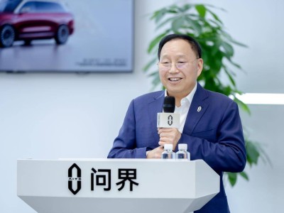 问界M9：20万辆交付里程碑，中国新豪华汽车再树标杆！