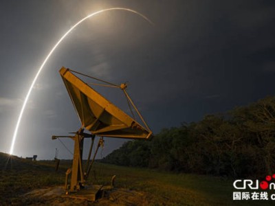 马斯克“星链”卫星频坠：太阳活动成主因，太空探索遇挑战？