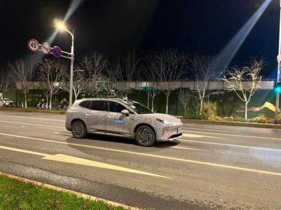 上汽华为联手，鸿蒙智行首款亲民车型尚界曝光上路测试