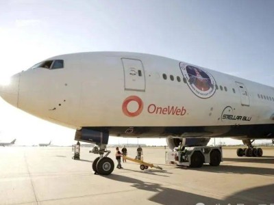 星链VS OneWeb：公务航空卫星通信市场鹿死谁手？