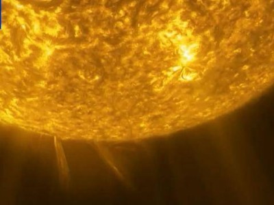 "太阳活动加剧，“星链”卫星为何频繁提前坠落？"