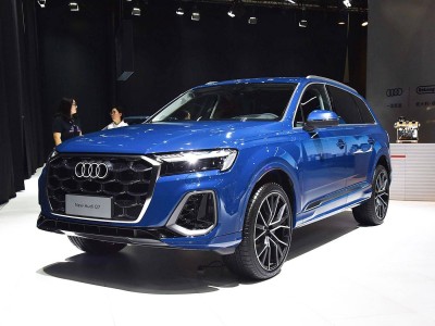 2025款奥迪Q7：2.0T+8AT动力新组合，豪华与科技并存的出行新选择！