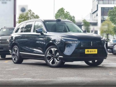 魏牌全新蓝山：续航1343km，家用商用两相宜，四驱加速仅4.9s！
