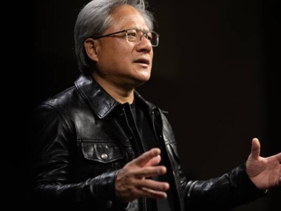 黄仁勋论AI与就业：程序员或淘汰，但就业恐慌大可不必