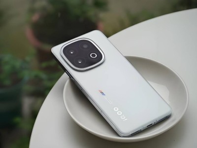 iQOO 13性能旗舰大跳水，3899元入手16GB+512GB版本，性价比爆棚！