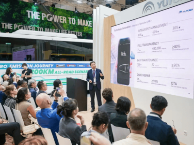 宇通高端客车闪耀2025UITP汉堡峰会，展现中国新能源制造魅力