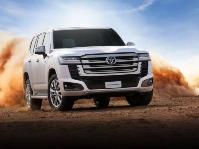 兰德酷路泽混动版LC300震撼来袭，3.5T V6动力强劲又省油！