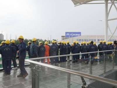 探访宇通客车，院校师生共悟工匠精神，规划职业新蓝图