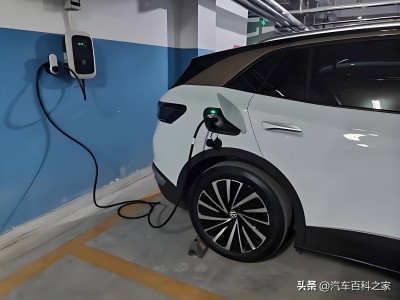 电车省不省钱？关键还得看每年行驶里程，算一算你可能亏大了