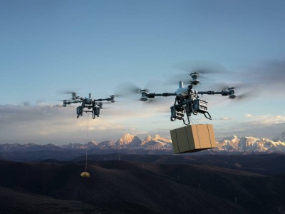 大疆全新旗舰运载无人机DJI FC100发布，载重80kg，售价9万元起