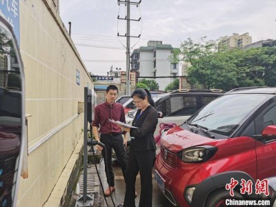 柳州纪检监察助力破解“充电难” 推动新能源汽车便捷出行