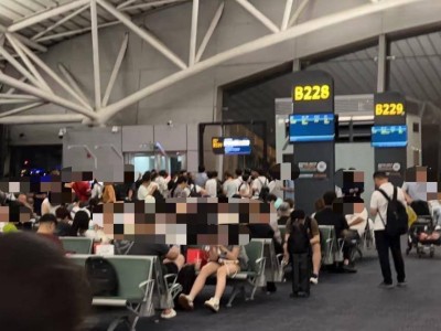 吉祥航空HO1860航班发动机故障，起飞中断致歉乘客并安排补偿