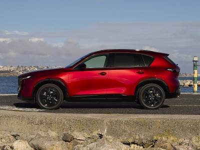 全新一代马自达CX-5官图抢先看，燃油版年底欧洲率先登场