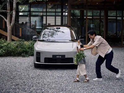 理想i8六座纯电SUV即将预订，7月29日正式上市，配置豪华智能