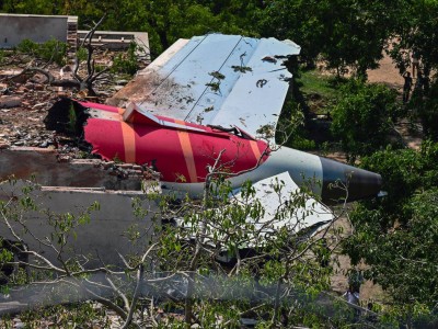 印度波音787-8客机坠毁初查：疑两发动机燃油开关被关闭