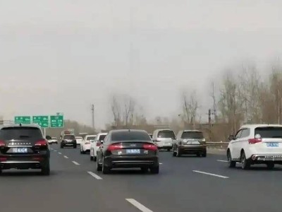 高速行车，时速100与120跑完100公里，时间差真相揭晓