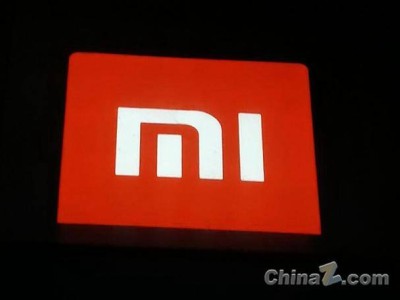 科技巨头再聚首：黄仁勋与雷军同框，小米SU7 Ultra成焦点