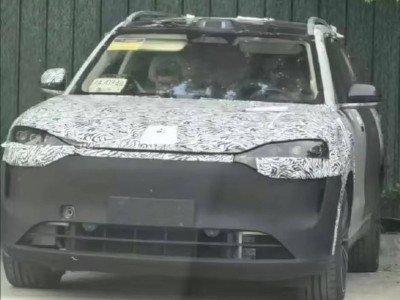 华为新问界M7谍照曝光：采用M9设计，将推纯电版，8月或开启小订