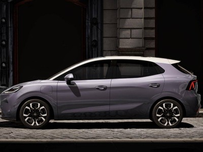 专为女性打造的纯电小车MG4 EV：潮流设计续航537km，通勤代步新选择