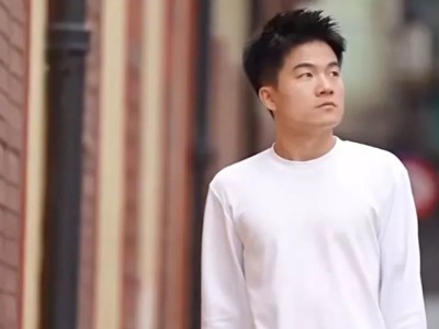 俞敏洪、董宇辉，“分手”不后悔