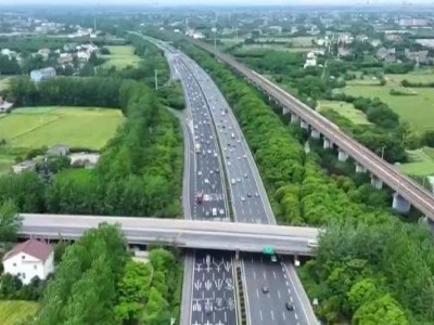 "十四五交通成就斐然：高铁高速快递并进，多项指标领跑全球！"