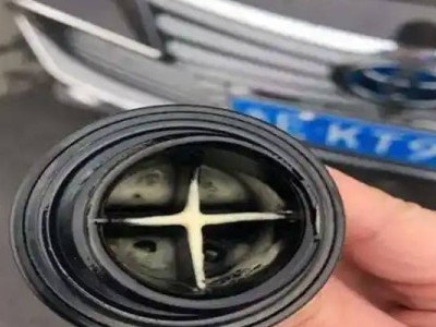 机油更换周期揭秘：不同种类机油更换时间及判断技巧
