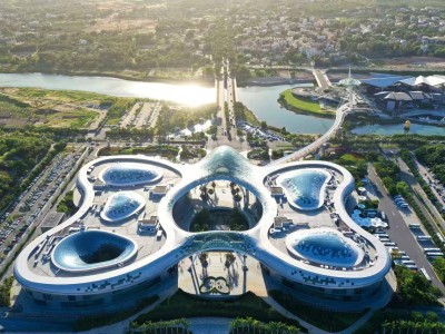 海南自贸港2025年封关，将如何重塑经济与旅游版图？