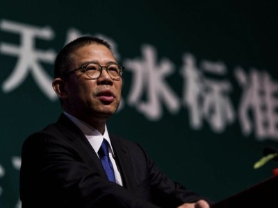 暴涨2500亿！首富钟睒睒，彻底“翻身”